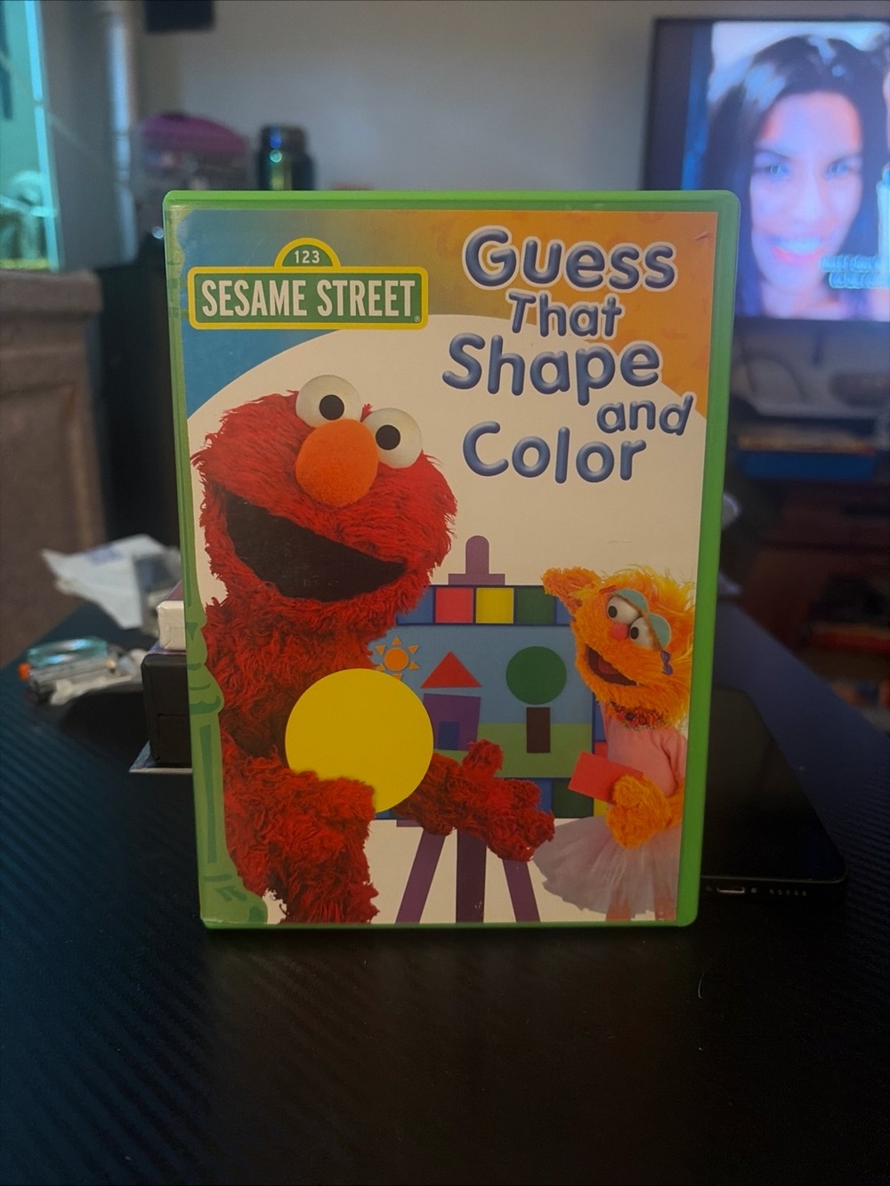 Sesame street-  Guess that shape and color Very Good Condition!
